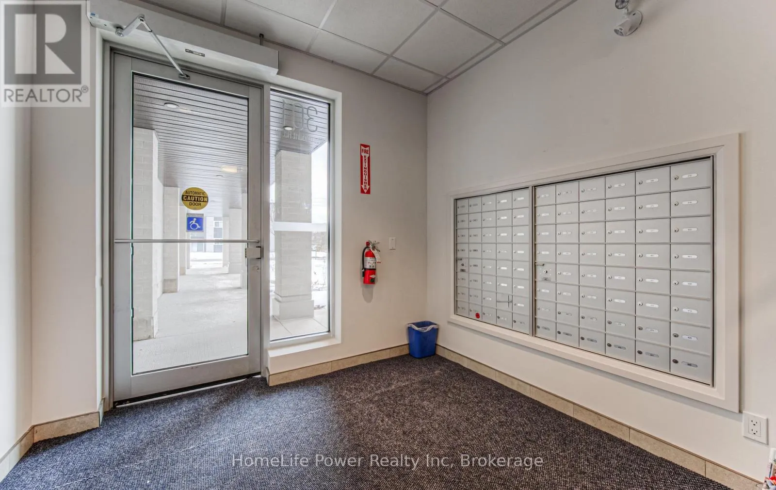205 - 301 WESTMOUNT ROAD, #205