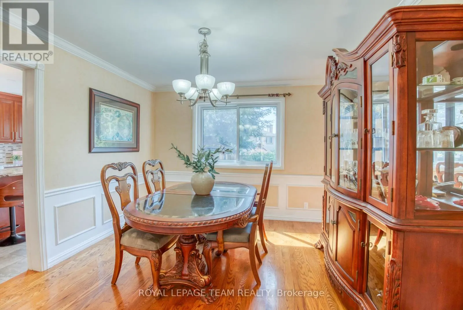 8 HUNTSMAN CRESCENT