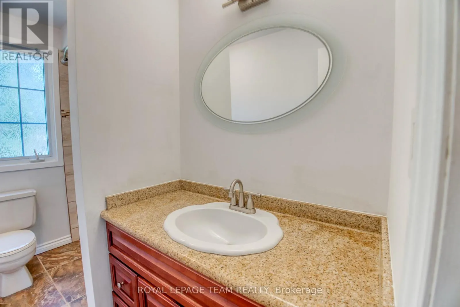 8 HUNTSMAN CRESCENT