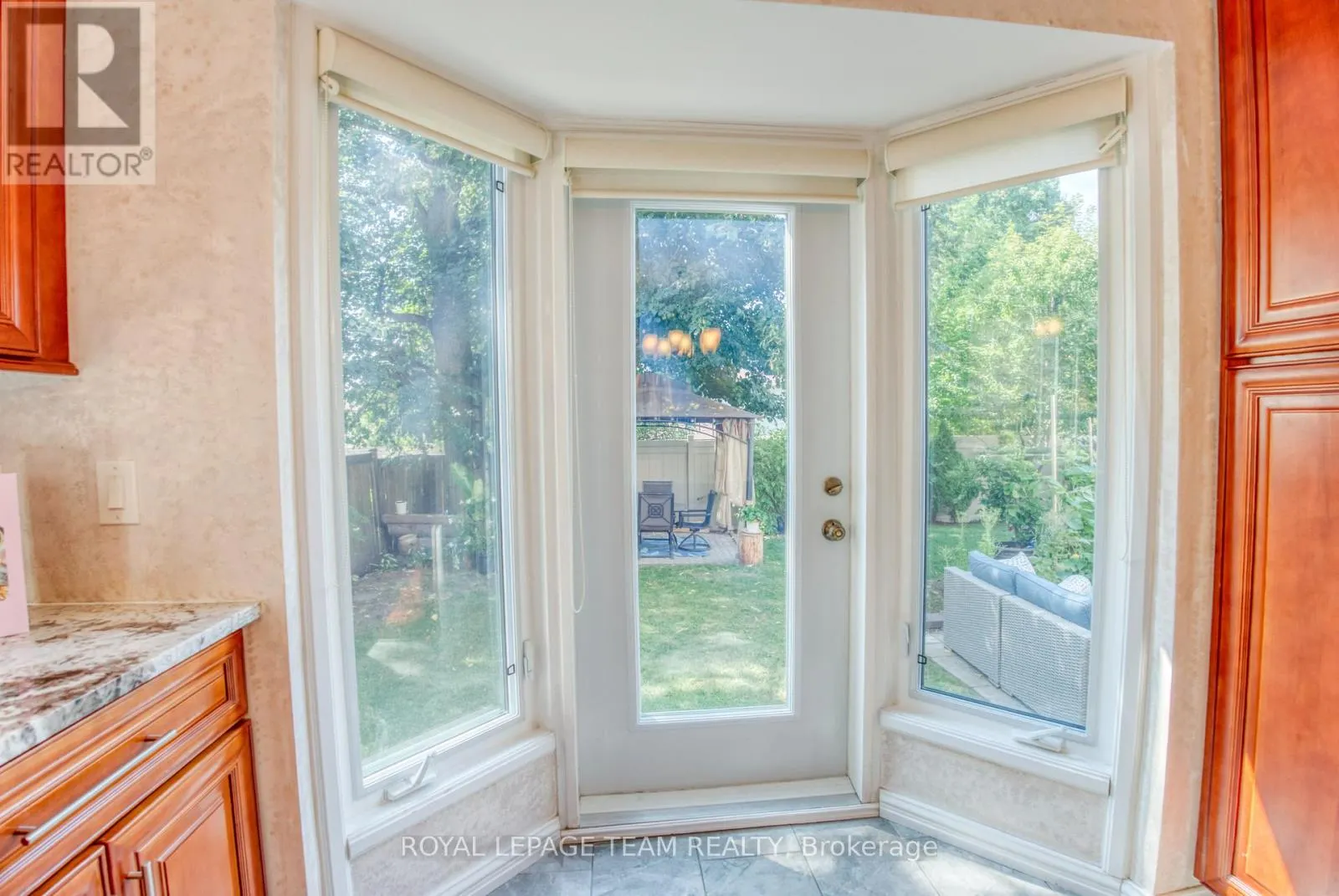 8 HUNTSMAN CRESCENT