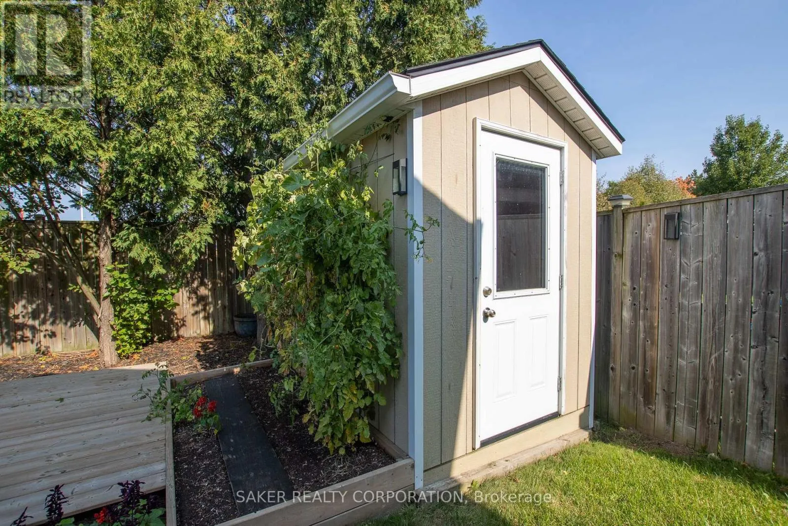 3385 EMILYCARR LANE
