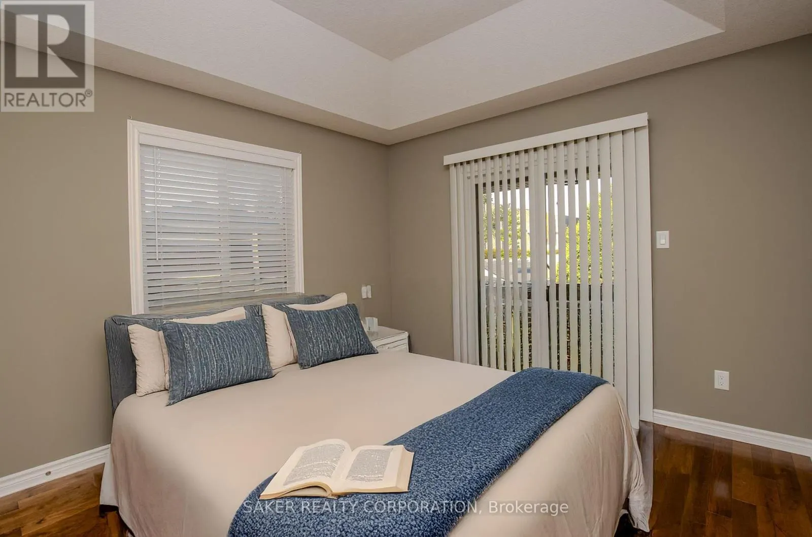 3385 EMILYCARR LANE
