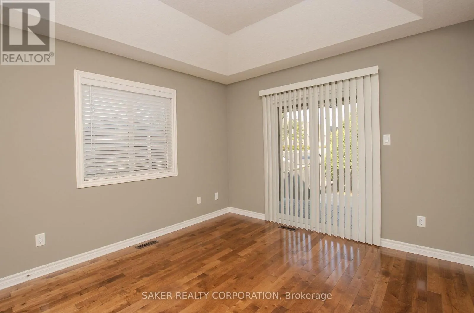 3385 EMILYCARR LANE