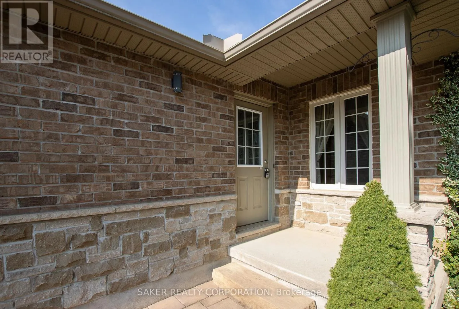 3385 EMILYCARR LANE