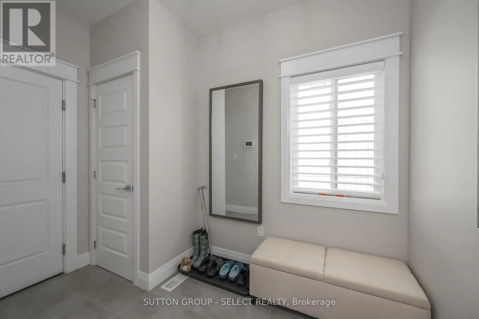 2222 IRONWOOD ROAD