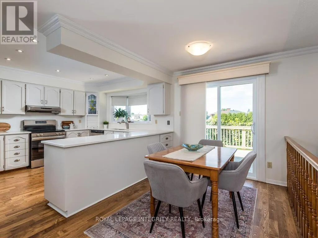 17 ARBUCKLE CRESCENT