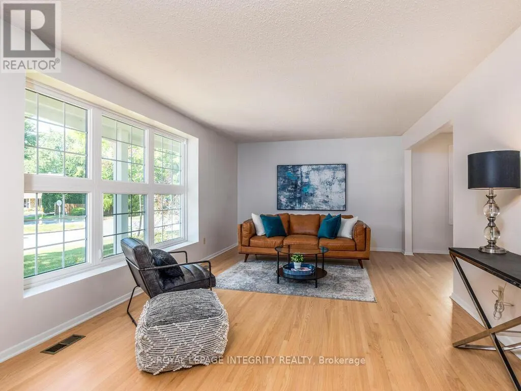2150 DUTTON CRESCENT
