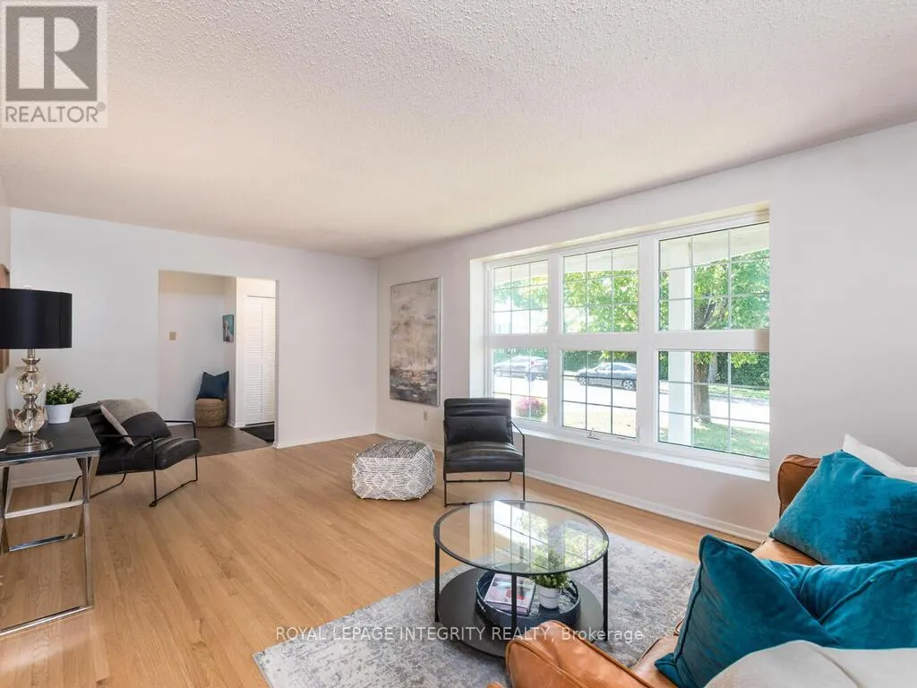 2150 DUTTON CRESCENT