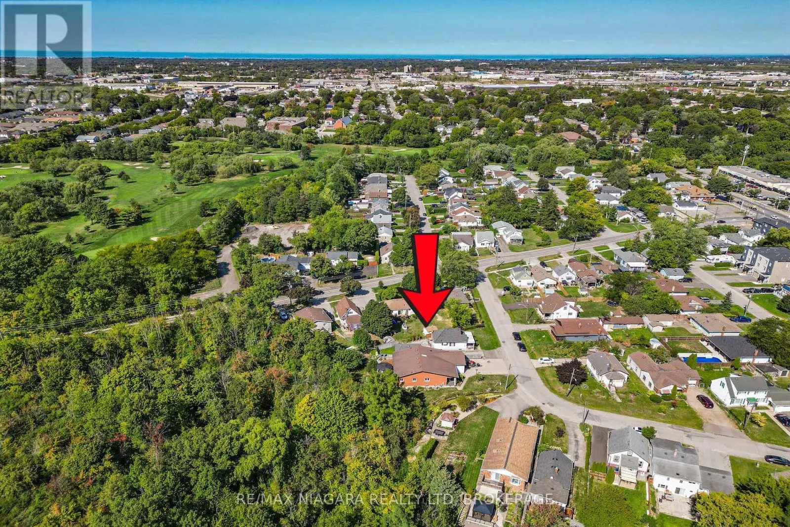 5 LUCERNE PLACE