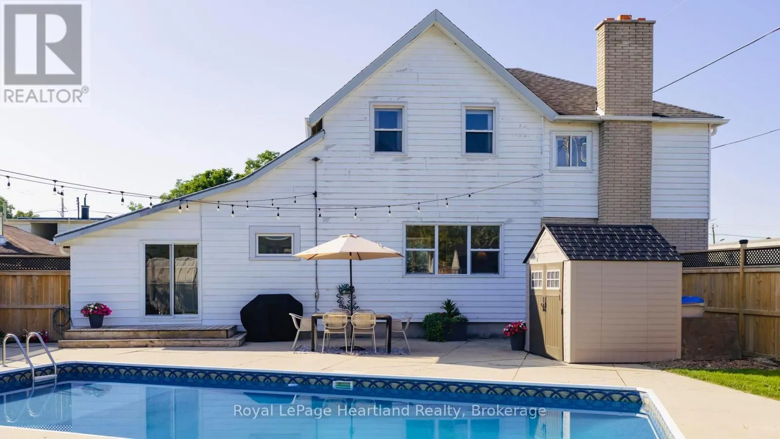 5 WILLIAM DRIVE