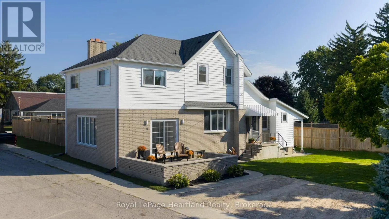 5 WILLIAM DRIVE