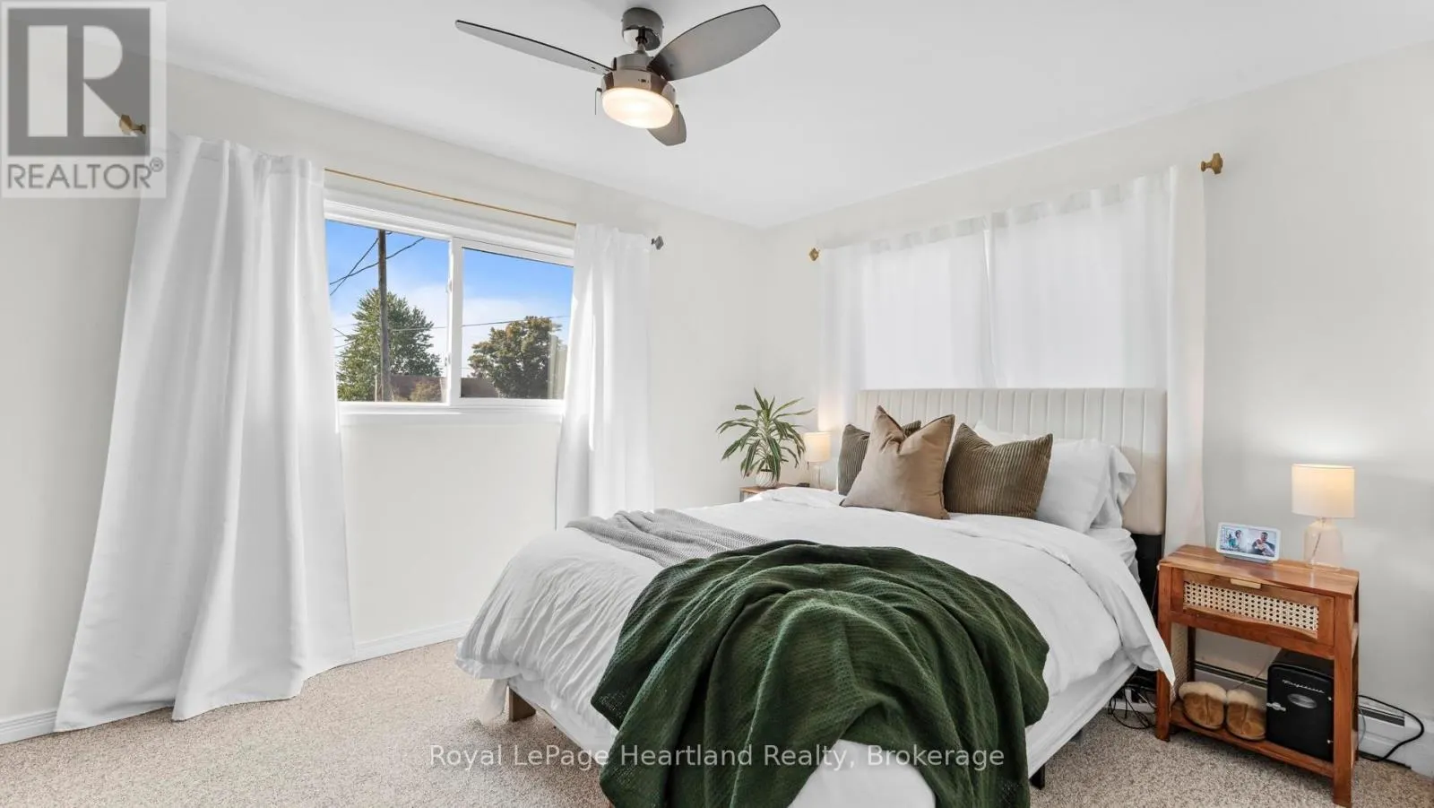 5 WILLIAM DRIVE