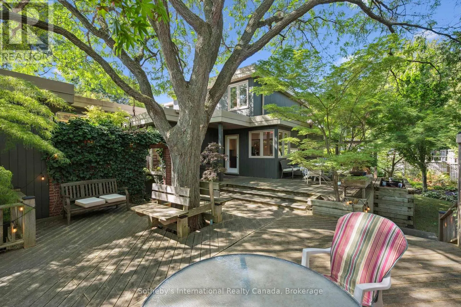 348 BROWNING PLACE