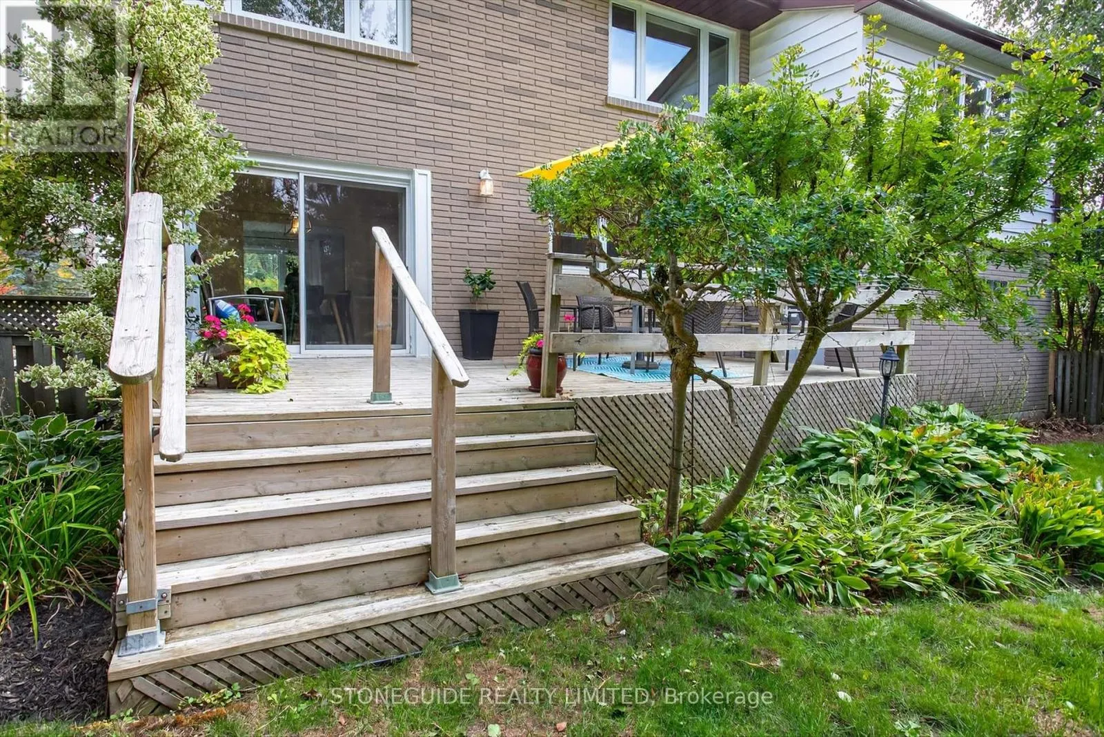 754 HOPKINS AVENUE
