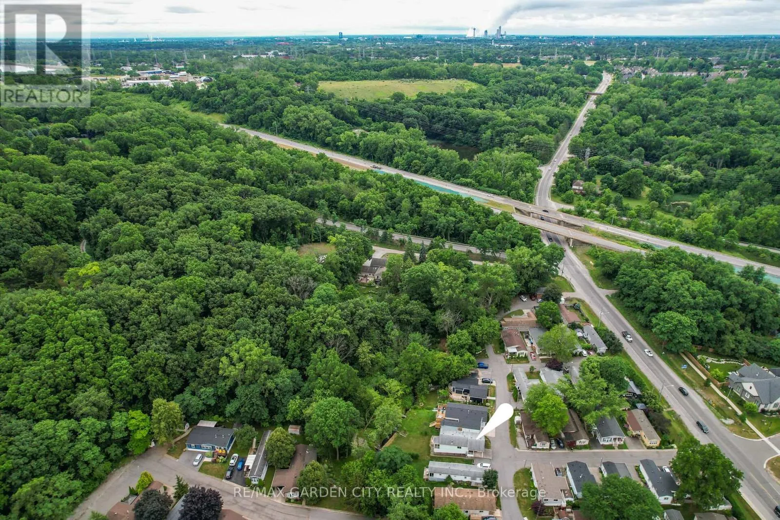 315 - 23 FOUR MILE CREEK ROAD, #315
