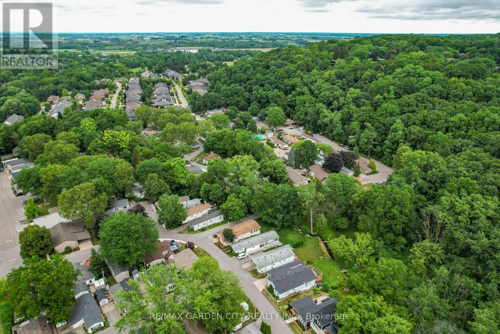 315 - 23 FOUR MILE CREEK ROAD, #315