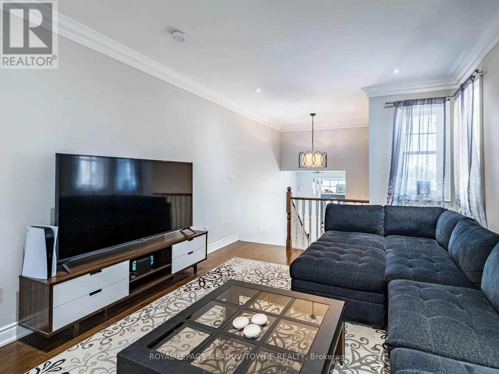 543 WANSBROUGH WAY