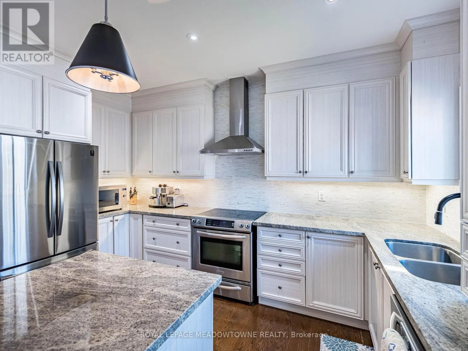 543 WANSBROUGH WAY