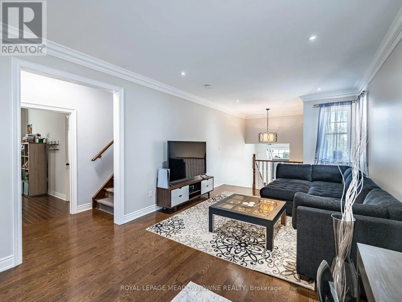 543 WANSBROUGH WAY