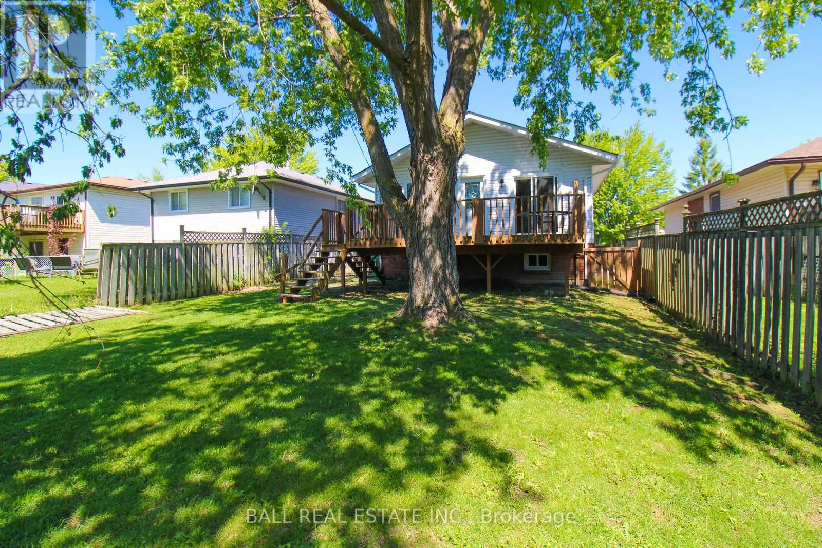 885 STEWART DRIVE