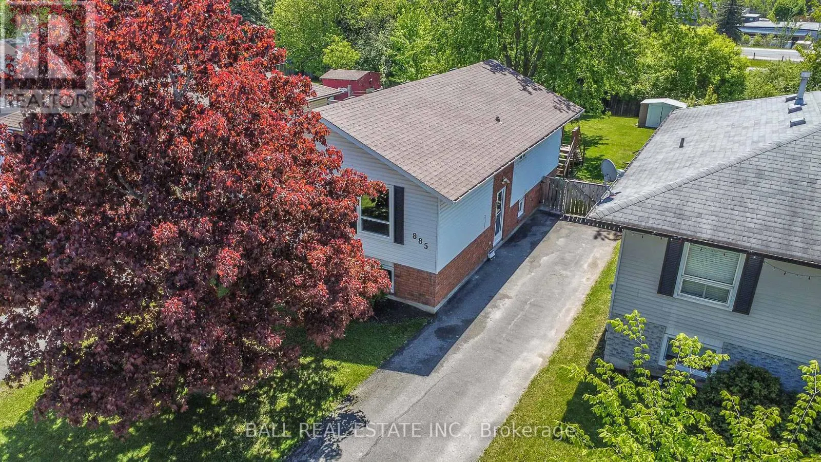 885 STEWART DRIVE