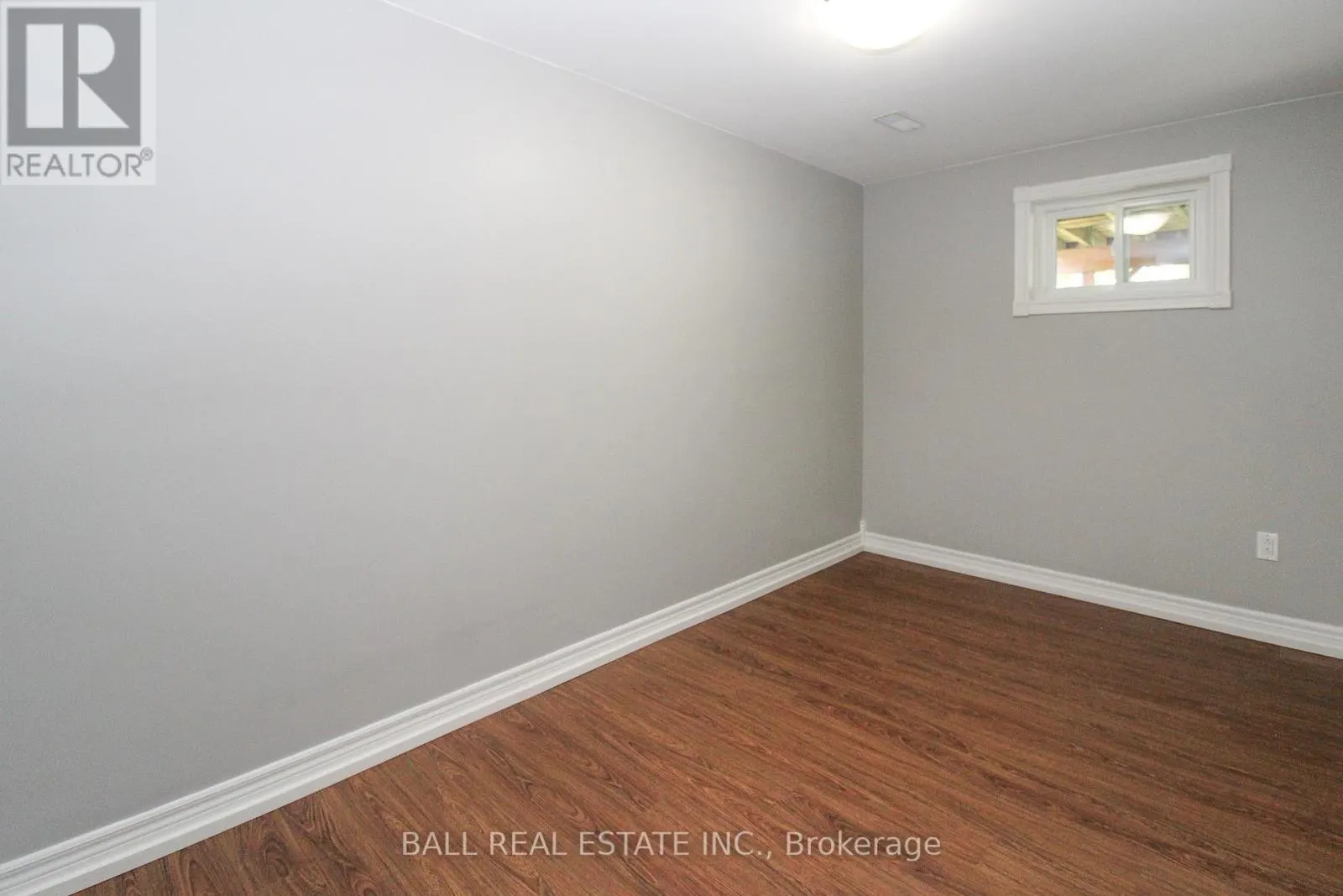 885 STEWART DRIVE