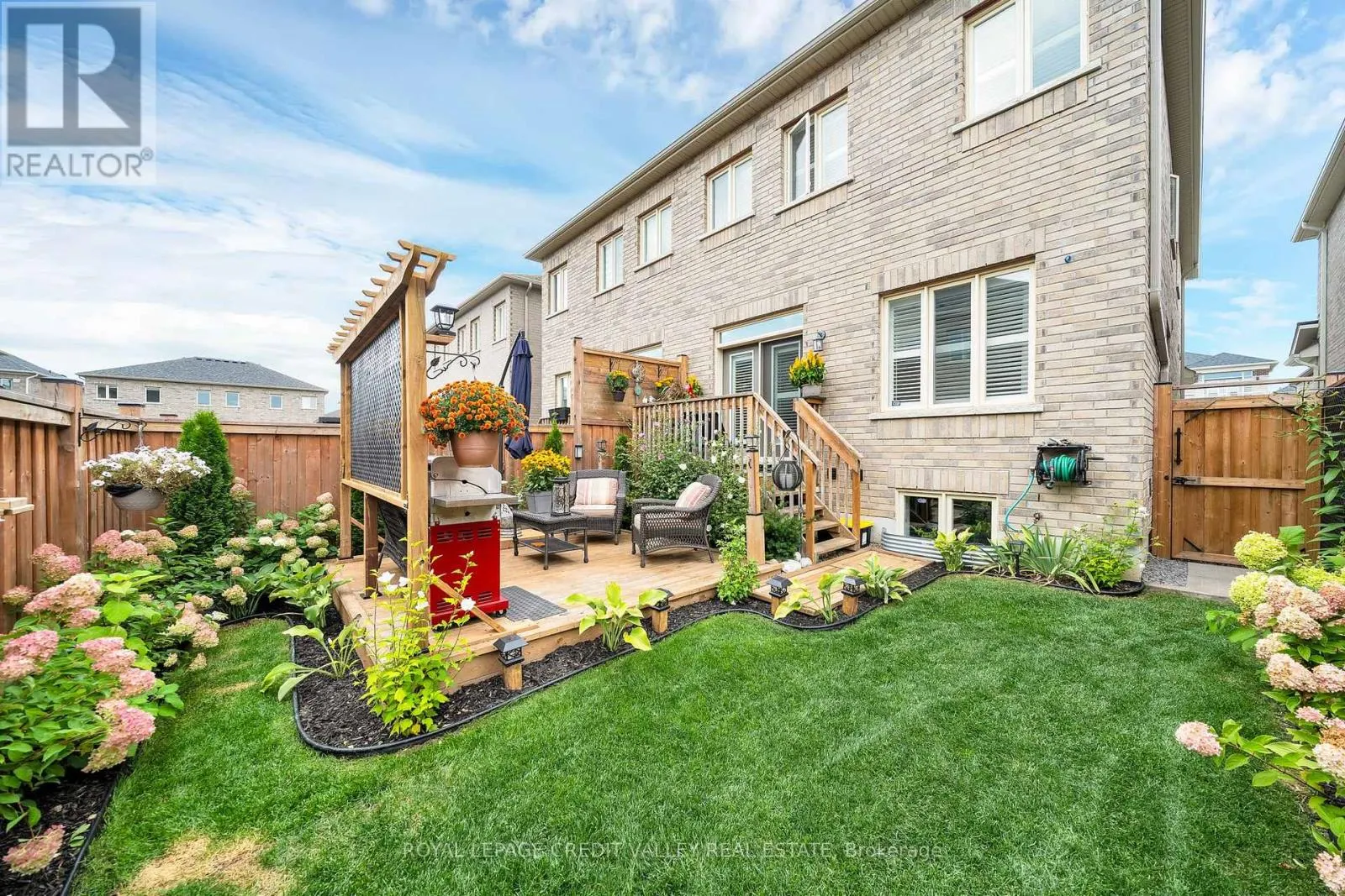 87 WESTFIELD CRESCENT