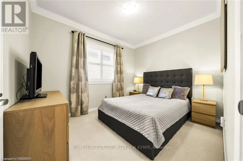 87 WESTFIELD CRESCENT