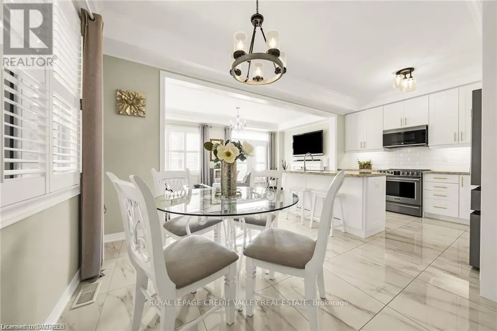 87 WESTFIELD CRESCENT
