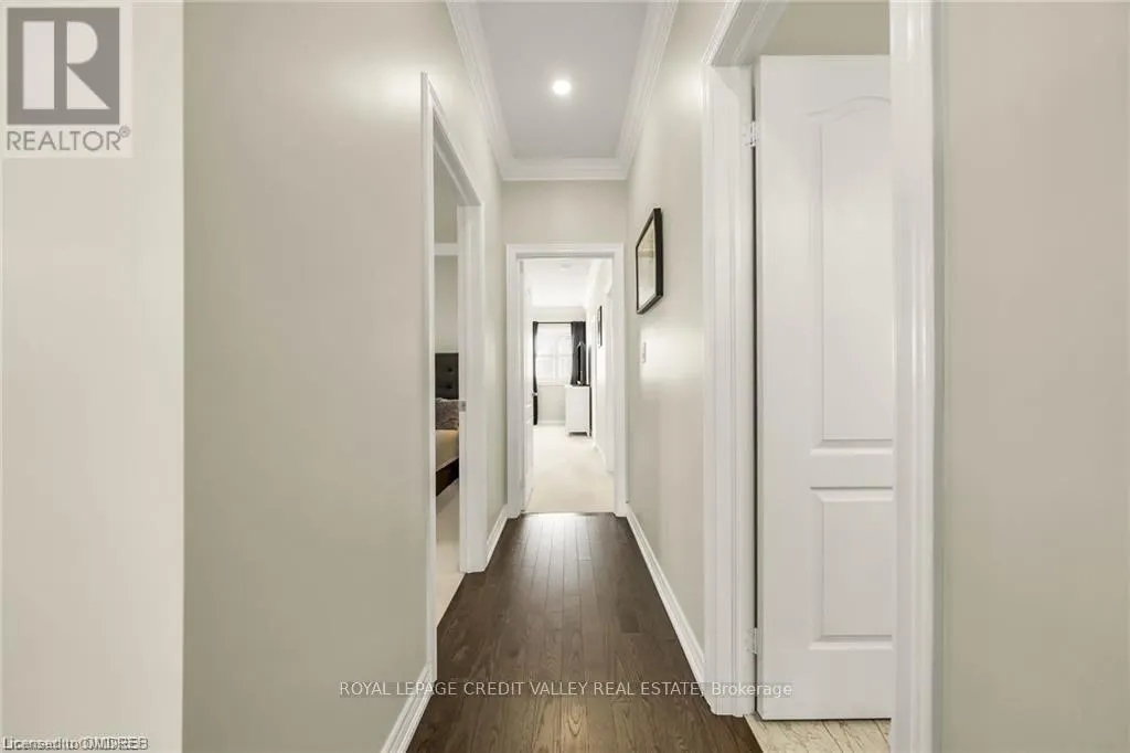 87 WESTFIELD CRESCENT