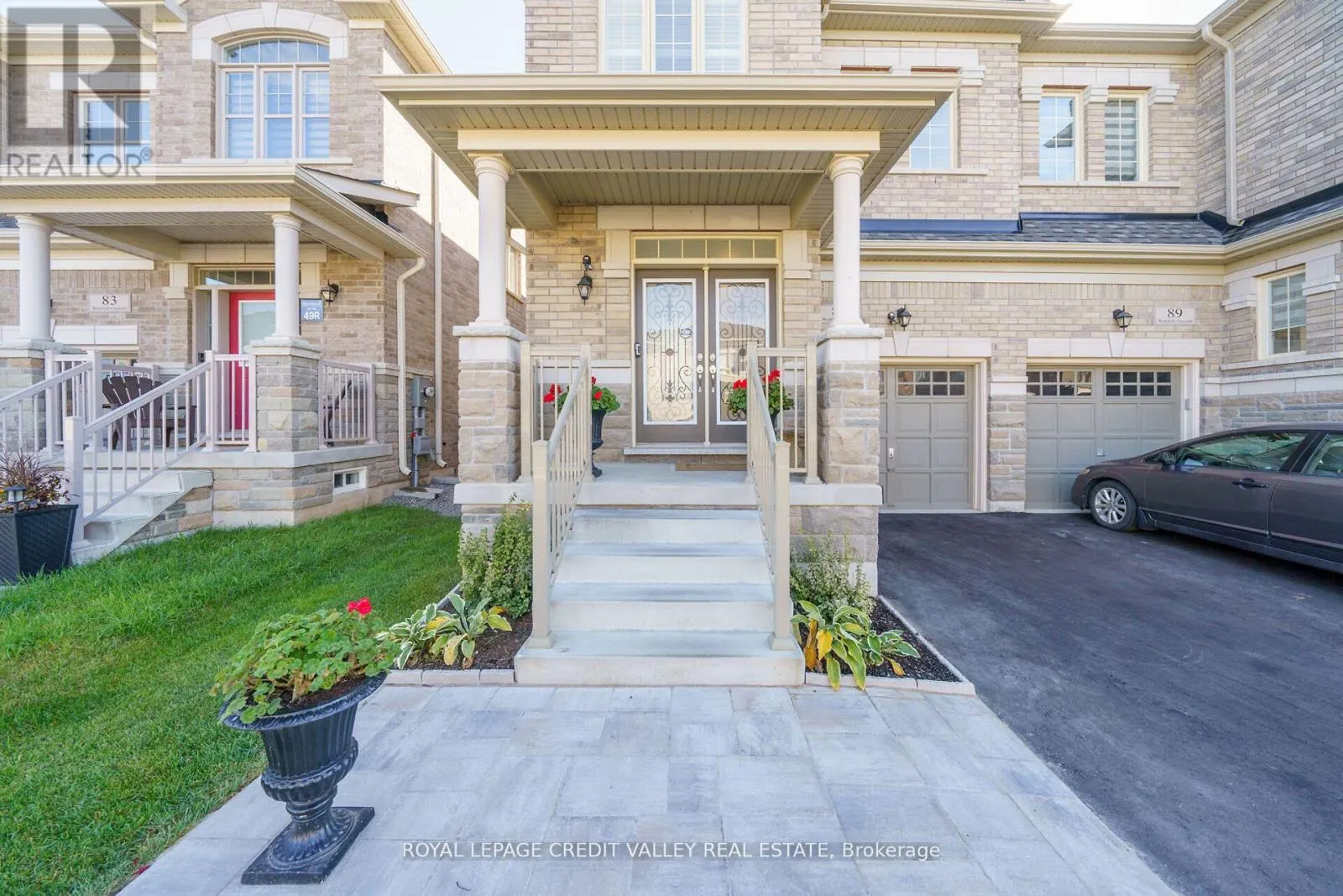 87 WESTFIELD CRESCENT