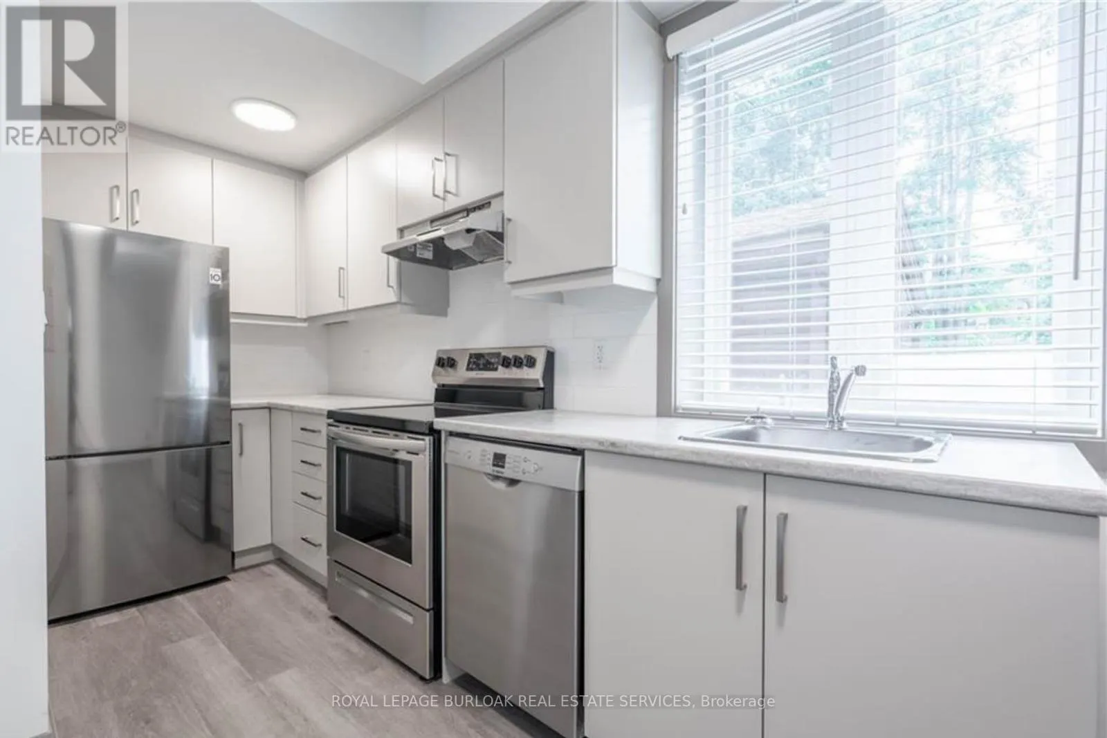 1C - 36 GRANT AVENUE