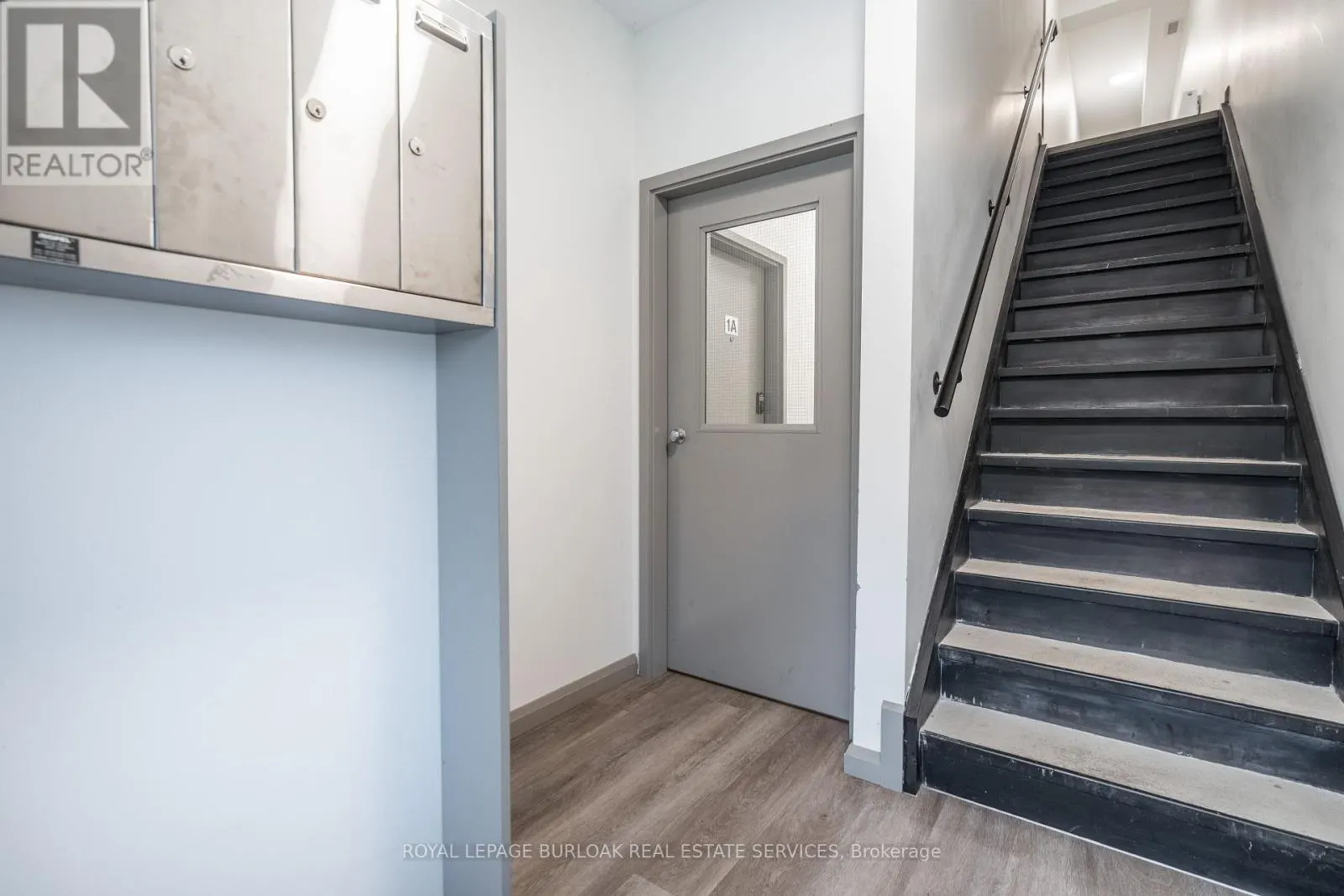 1C - 36 GRANT AVENUE