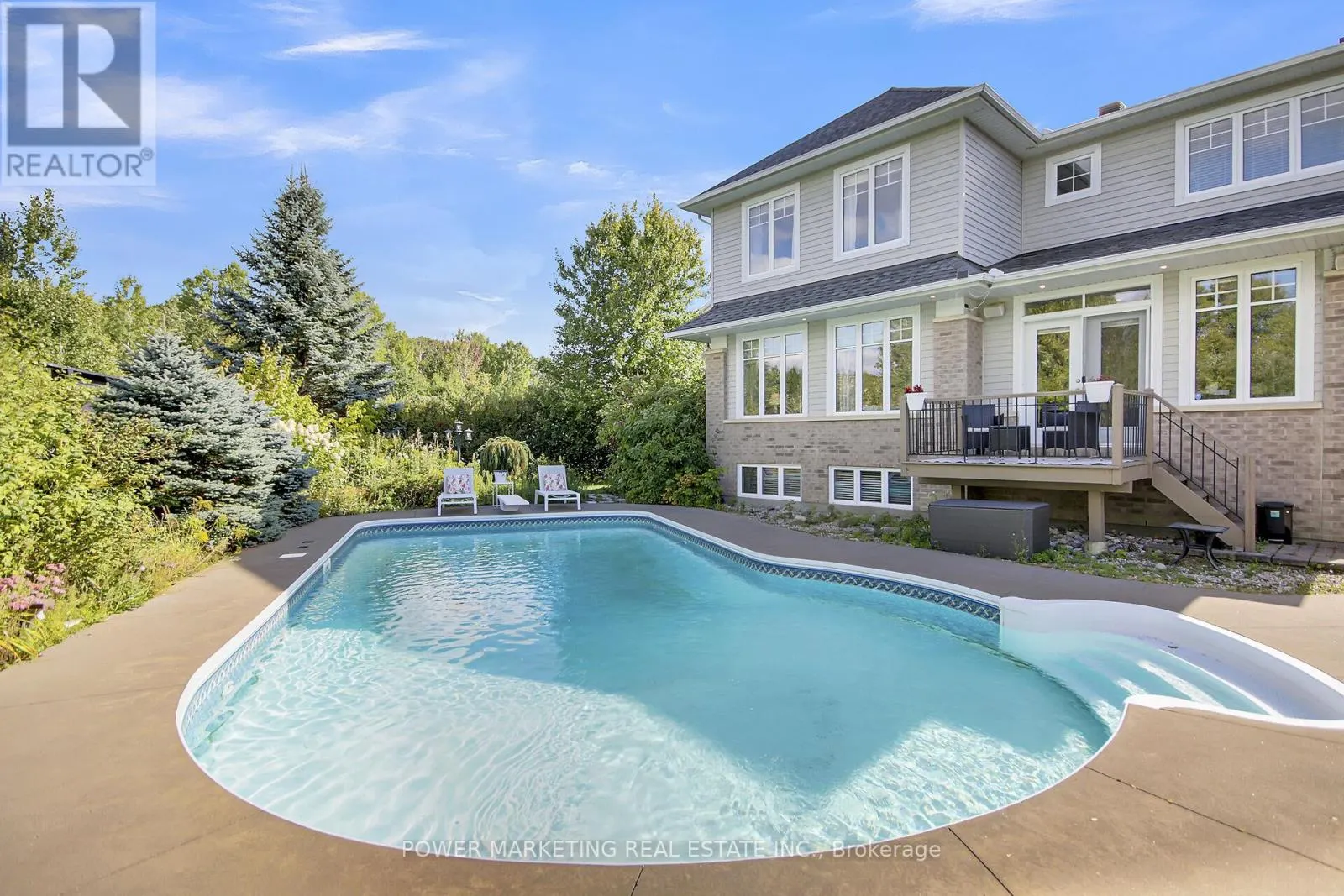 15 MARWOOD COURT
