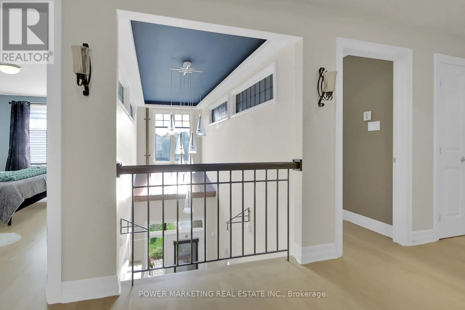 15 MARWOOD COURT
