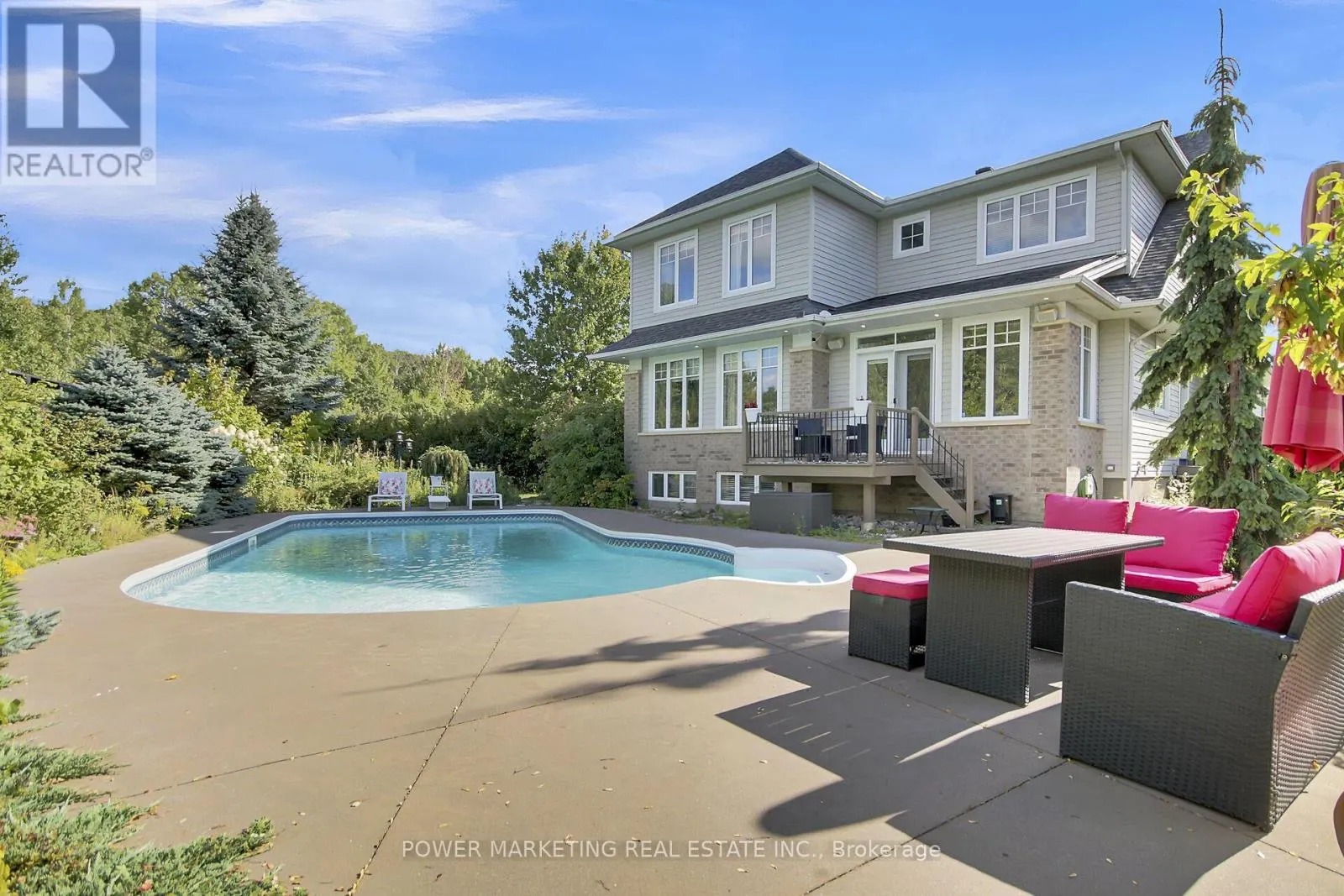 15 MARWOOD COURT