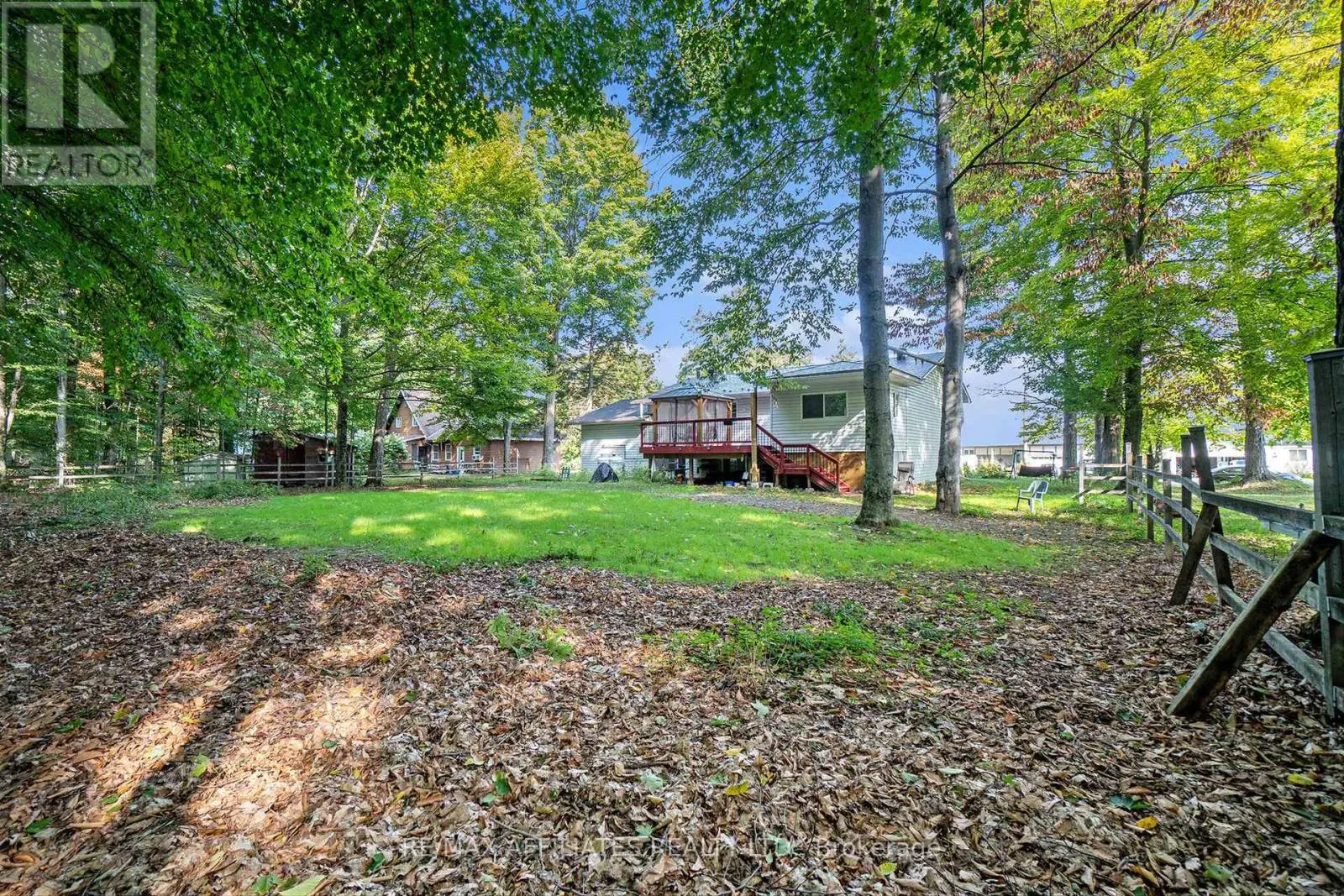 319 RIVERWOOD DRIVE