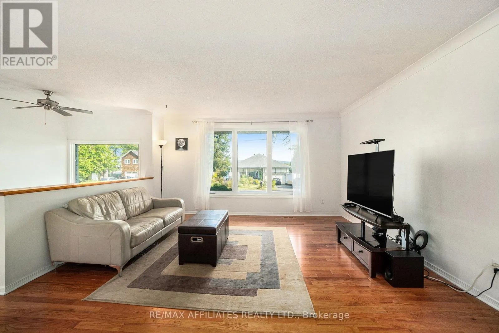 319 RIVERWOOD DRIVE