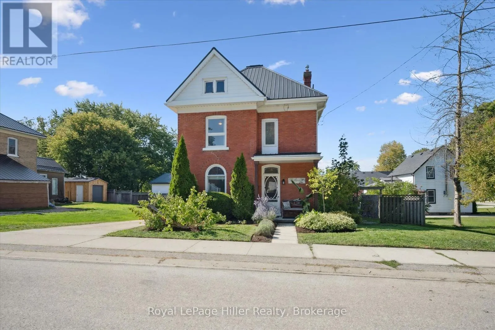 4 TEMPERANCE STREET