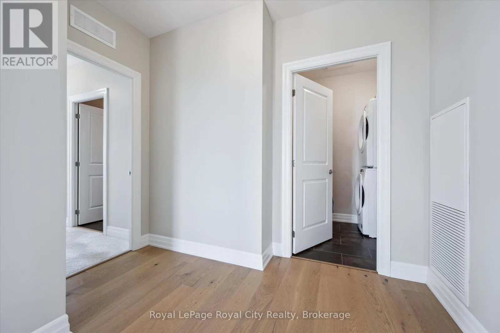 1004 - 1878 GORDON STREET, #1004
