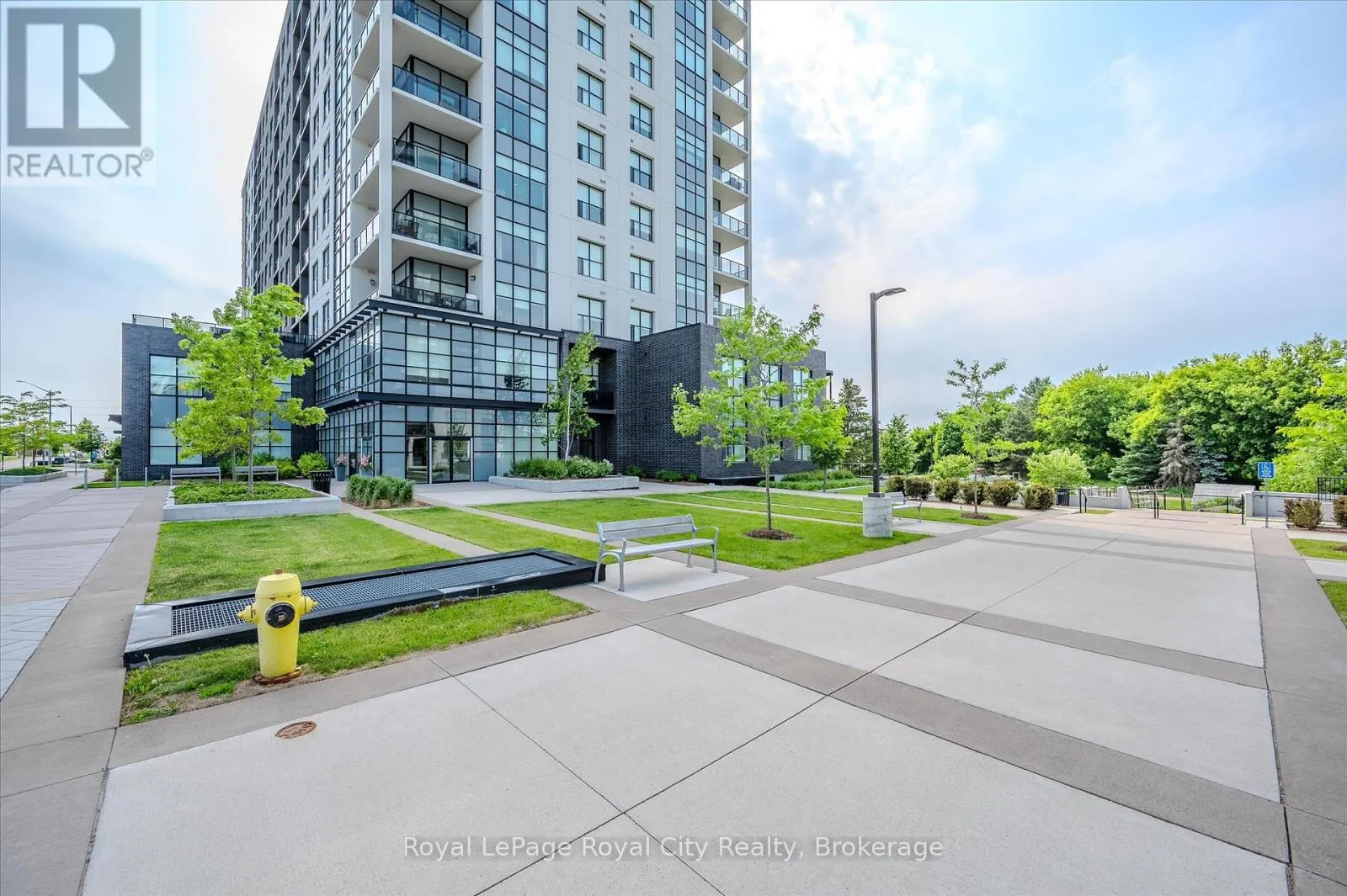 1004 - 1878 GORDON STREET, #1004