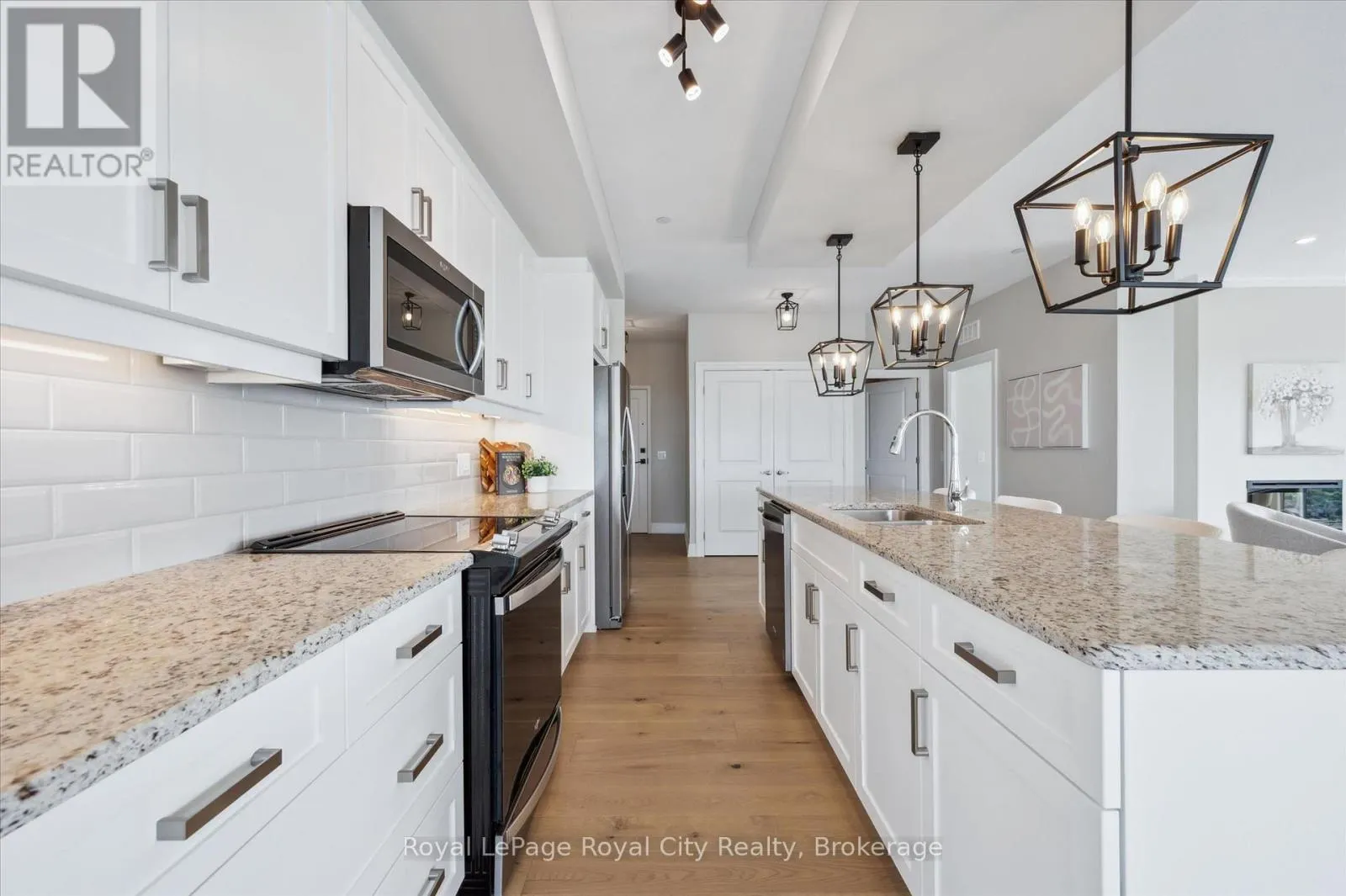 1004 - 1878 GORDON STREET, #1004