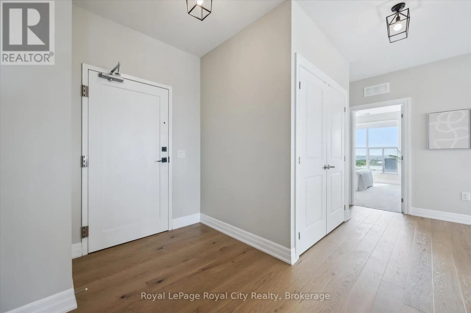 1004 - 1878 GORDON STREET, #1004