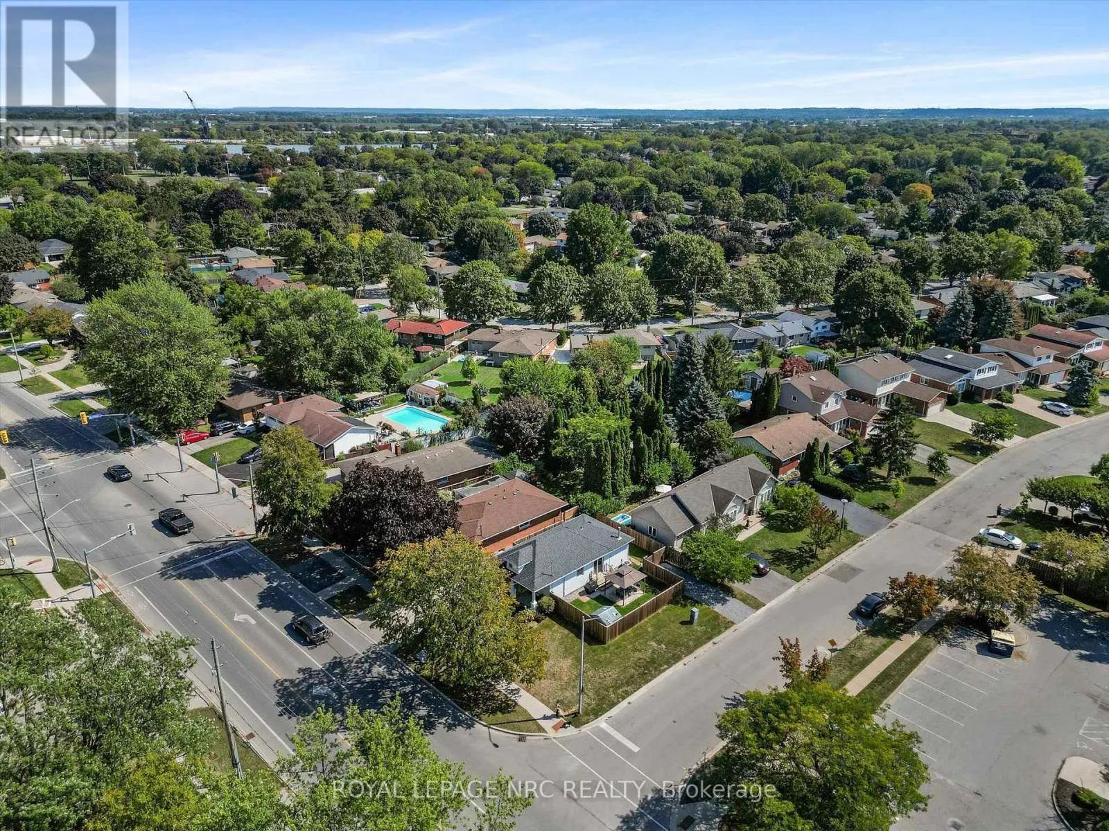 264 LAKESHORE ROAD