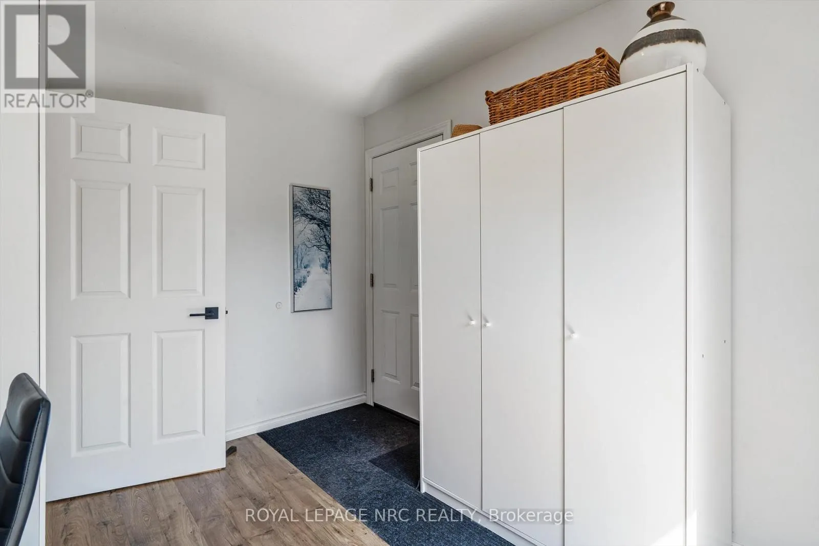 264 LAKESHORE ROAD
