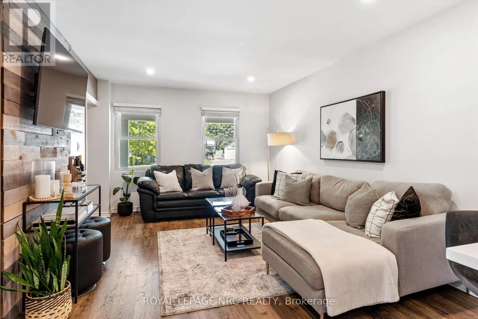 264 LAKESHORE ROAD