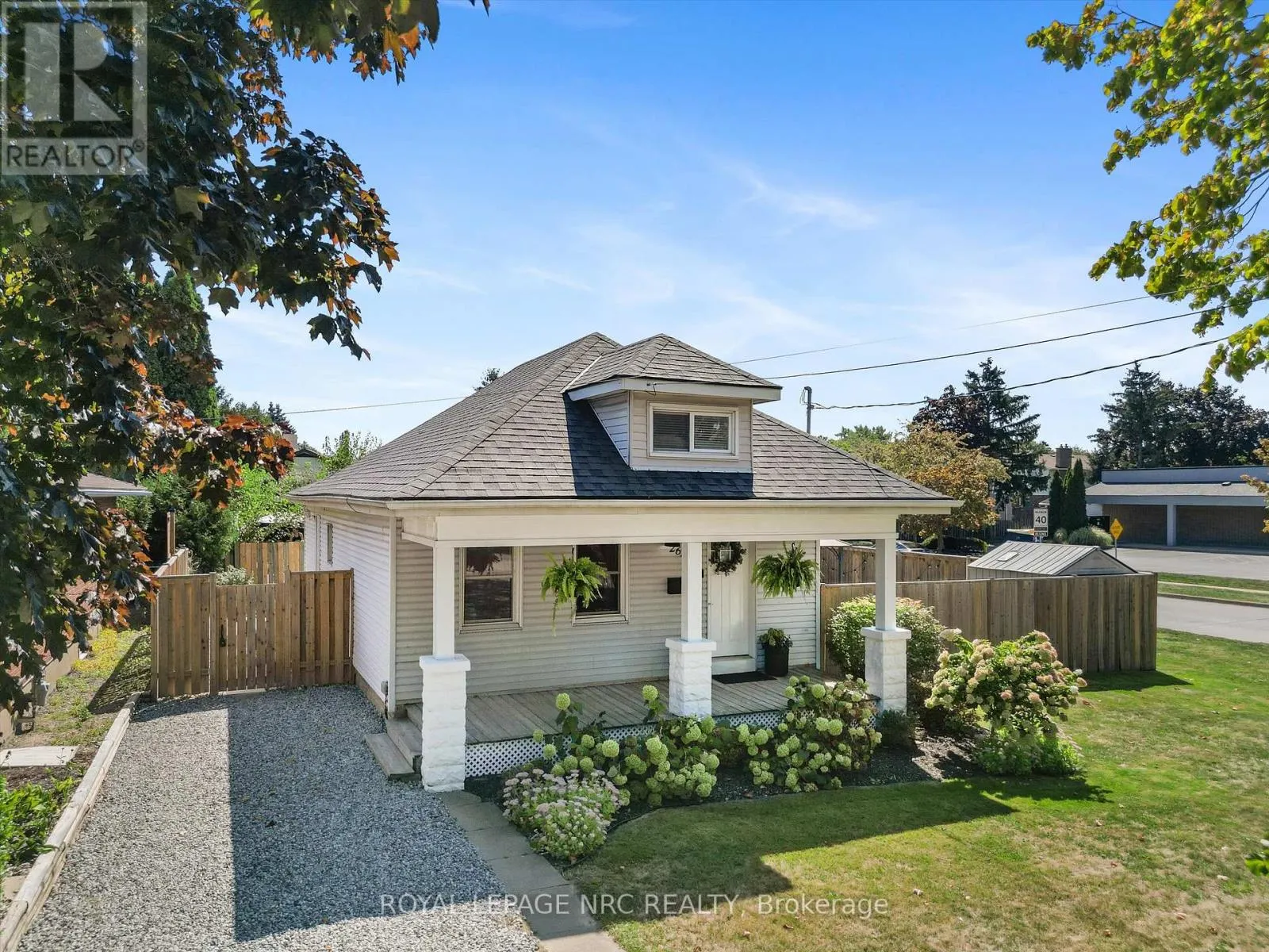 264 LAKESHORE ROAD