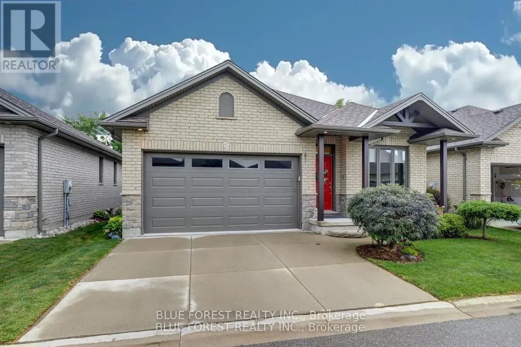 81 - 9 DAUSETT DRIVE, #81