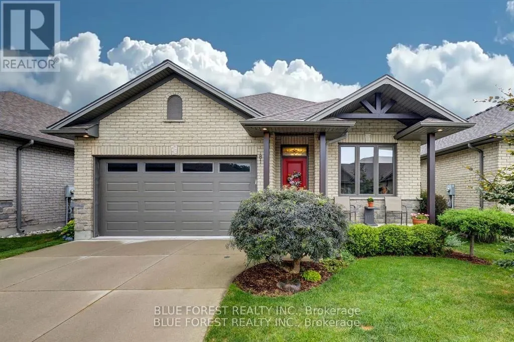 81 - 9 DAUSETT DRIVE, #81