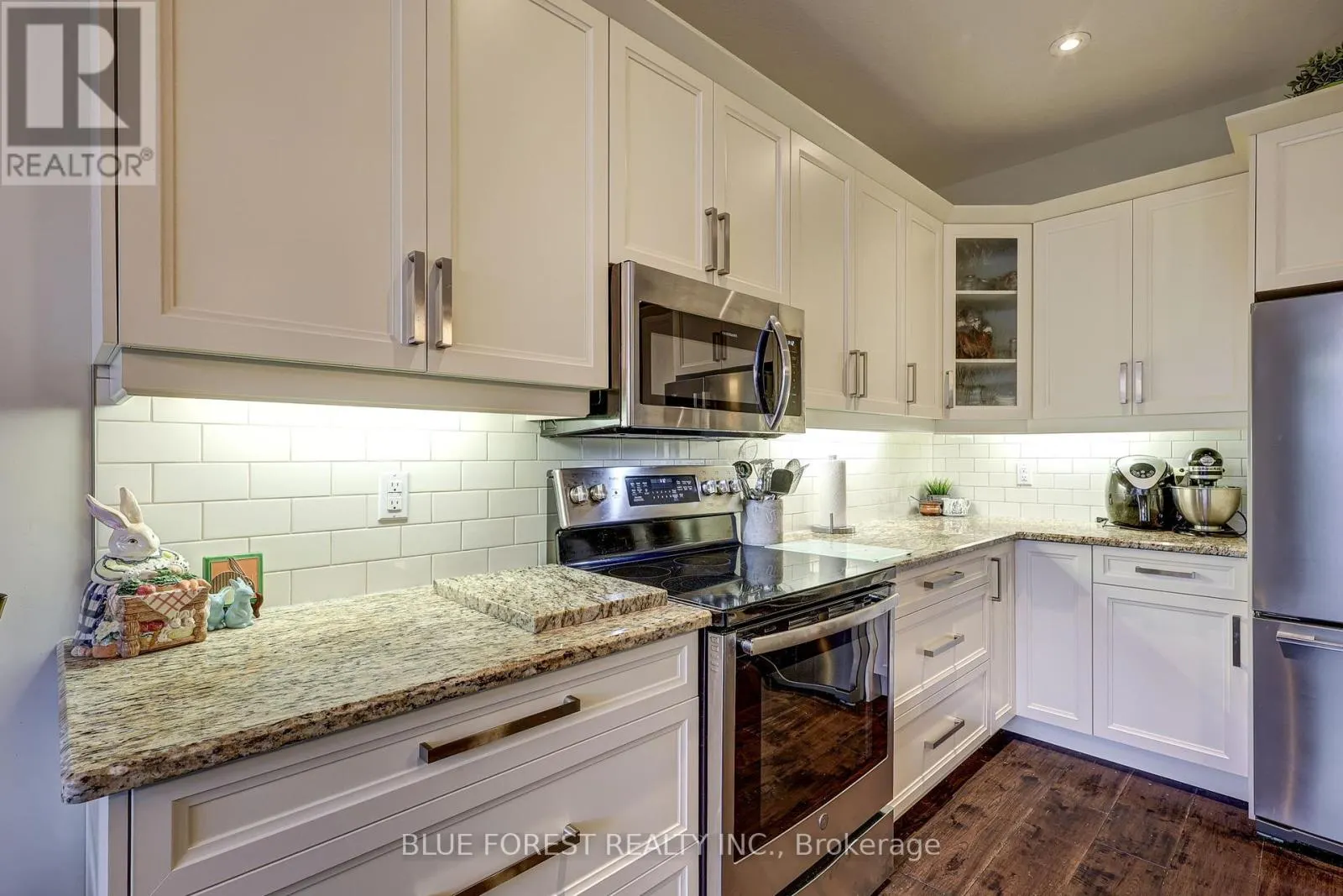 81 - 9 DAUSETT DRIVE, #81